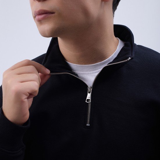 كوارتر - أسود